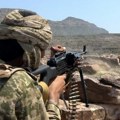 БЛИСКОИСТОЧНИ СУКОБ - У нападу Хута на аеродром у Ријаду 12 погинулих, 300 повређених; Гутерес: Шокиран сам, ово је кршење…