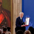 Vučić uručio više od 100 odlikovanja zaslužnima povodom Dana državnosti