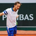 Medvedev u osmini finala Rolan Garosa: Čeh uzeo jedan set ruskom teniseru
