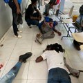 U napadu ulične bande na bolnicu Haitiju ubijena dva novinara i policajac