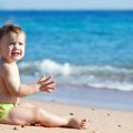 Letovanje sa bebom bez stresa? Da, moguće je, a evo i kako!
