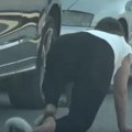 Uznemirujući snimci miljane Kulić Valja se po ulici, otac Siniša jedva je obuzdao