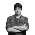 „Испод Муњиног брда“ : Нови есеј Марка Прелевића у штампаном издању Недељника