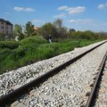 Građani blokirali pružni prelaz u kragujevačkom naselju Stanovo: „Sledeći voz neće proći“