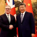 "Можемо да издржимо тест историје" Стармер и Си Ђинпинг се састали у Пекингу: Ево које поклоне су разменили лидери Велике…