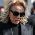 "Izletela na ulicu usred noći i zvala policiju" Komšije Lepe Brene otkrile šta se dešava na Bežanijskoj kosi