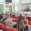 Skupština grada Niša počela minutom ćutanja u čast Ratka Mladića
