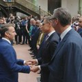 Francuski portal: Makron u odnosu na Srbiju ide u kontra smeru od EU