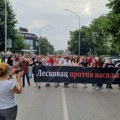 Na prvom protestu u Leskovcu demonstranti tražili ostavku Vučića i ispunjenje zahteva (foto/video)