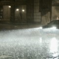 Oglasio se RHMZ Upozorenje za građane: U narednim satima kiša će liti u ovim delovima Srbije (foto)