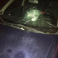 Razbijen automobil novinara Ritma grada, stižu osude ovog čina