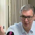 "Nisu me ubedili da ne treba da idem, teško to ide sa tvrdim glavama": Vučić iz Amerike upozorio na packe zbog Moskve