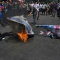 Iran navodno upozorio Trampa da će aktivirati terorističke "ćelije spavača" u SAD