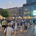 Ponesite stolice, lopte, hranu, osveženje… I večaras blokada u Vranju
