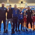 Rvanje: Spartakovi takmičari uspešni na dva turnira, osvojeno osam medalja