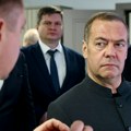 Kremlj reaguje na evropske planove: Medvedev najavljuje „teške posledice“ po EU