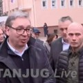 Uživo Ljudi prijavljuju veliki broj pomoćnih objekata Vučić obilazi uslužni centar za legalizaciju po programu "Svoj na svome"…