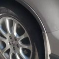 Parkirao besplatno, a ujutru ga sačekao šok: Tokom noći prefarbali linije oko automobila i napisali mu kaznu!