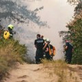 Na Stolovima i dalje gori, u Deliblatskoj peščari noćas gašena manja žarišta