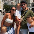 (Foto) Ovako zaista izgleda letovanje sa troje dece: Ivana Pavković podelila porodične fotografije i pokazala kako uživa na…