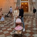 Odveo ženu i ćerkicu u crkvu staru 120 godina Aleksandar Sofronijević posetio veliku svetinju: "Zahvalan na ovom blagoslovu"