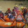 Indonezija: Broj stradalih u poplavama i klizištima povećan na 26