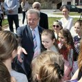 Vreme je za povratak porodičnim vrednostima, znanju i međusobnom poštovanju