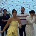 Mladenci iz Mostara se šokirali poklonom koji su dobili od kuma: Ceo Balkan bruji o urnebesnoj sceni (video)