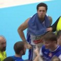 (VIDEO) Skandal: Košarkaš pesnicom udario navijača svog kluba