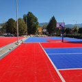 VAŠA PISMA Okupljanje i buka u kasnim večernjim satima u dvorištu škole "8. septembar"