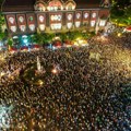 Koncert bez distance: Dragana Mirković hitovima i emocijama osvojila Suboticu