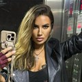 "Bio dosta stariji od mene, preveslao me je": Sindi o čoveku koji ju je proslavio, preko veze ušla u Modelsice