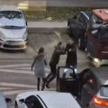 Muškarac gurnuo ženu, pa izbila tuča – snimak se širi mrežama: Policija traga za učesnicima