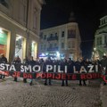 „Izađi i kaži stop krađi“: Protest zbog izbornih nepravilnosti u Zrenjaninu, građani podržali uhapšene studente