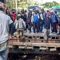 Srušio se most u Papua Novoj Gvineji preko kojeg se doprema pomoć za žrtve klizišta