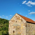 Eparhija Raško-prizrenska podnela prijavu protiv Albanca zbog nasilnog upada u crkvu