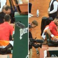 Novak pozvao doktora na teren: Odmah je stigao, evo o čemu se radi
