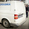 Stravičan prizor u zgradi u Beogradu: Komšije pozvale policiju zbog smrada, otkriven raspadnuti leš