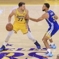 Dončić ubacio 43 poena, ali uzalud! Kari i ekipa srušili na otvaranju NBA sezone! Luka nije mogao sve sam!