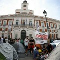 Oko 600 ljudi kampovalo na trgu u Madridu u znak protesta zbog stambene krize