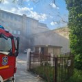 Prve fotografije požara u Zrenjaninu: Gorela bioskopska sala: Vatra zahvatila 1.000 kvadratnih metara površine (foto)