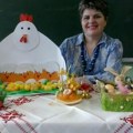 Učiteljica iz Svrljiga od medenjaka pravi umetnička dela: Kolačić kao Vilerov goblen, 3d jaje, šampanjac...