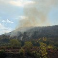 "Gledamo kako gori iznad kuća i molimo Boga da ne dođe do nas": Potresna svedočenja meštana Bioča u Crnoj Gori (Foto)