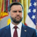 Analitičar: "ovo je ratni zločin!" vens: "j*be mi se" Trampovi saradnici pod ogromnim pritiskom zbog smrti 11 osoba, odgovora…