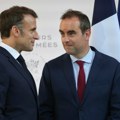 Pala francuska vlada: Premijer Lakorni podneo ostavku nakon mesec dana