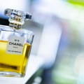 Ovo su najprodavaniji parfemi u istoriji: Nikad ne izlaze iz mode i slobodno možete da ih kupite, ne znajući kako mirišu.