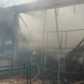 Veliki požar u domaćinstvu u selu Korenita kod Loznice: Gori štala, izgoreo i nov traktor