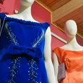 Životne priče na 80 haljina: Kruševljanke na adresu narodnog muzeja u tom gradu poslale najdraže odevne predmete
