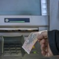 Uredba stupila na snagu: Nema više dinara na Kosovu