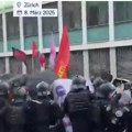 U srcu Evrope u Cirihu policija tuče demonstrante pendrecima: U Srbiji posle 4 meseca nijedan policajac nije upotrebio silu…